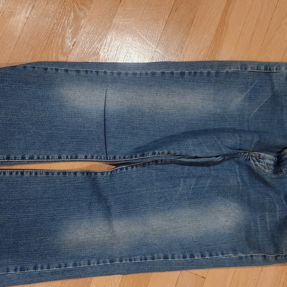 Levis low rise jeans sz 14M
